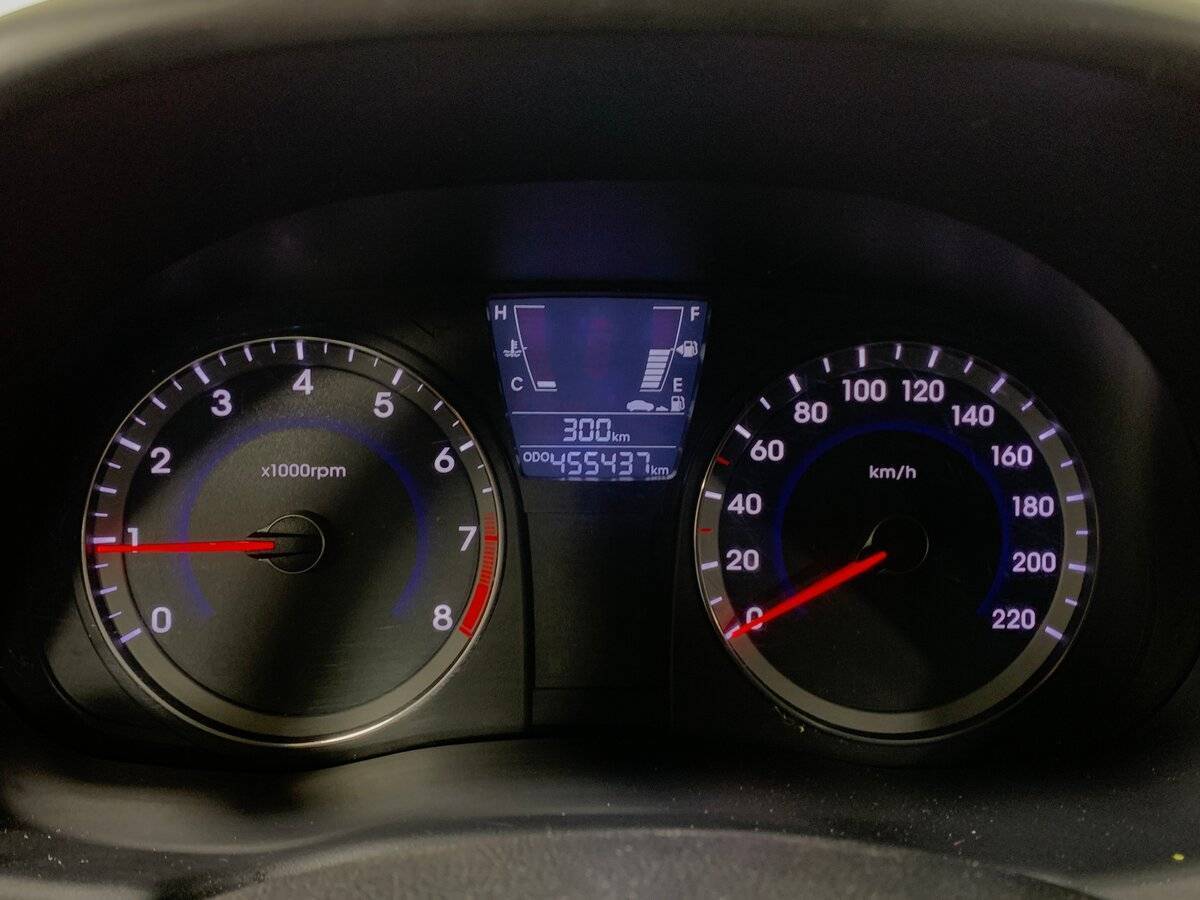 Купить Hyundai Solaris, 2011, 455 435 км, фото №14