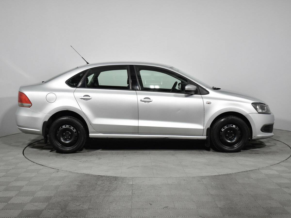 Купить Volkswagen Polo, 2011, 167 943 км, фото №4