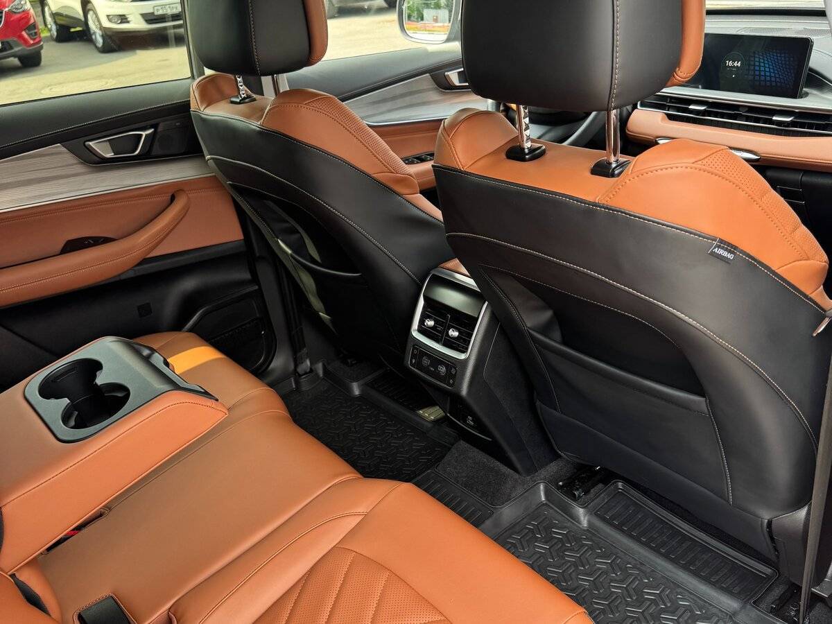 Купить Chery Tiggo 8 Pro e+, 2023, 8 800 км, фото №15