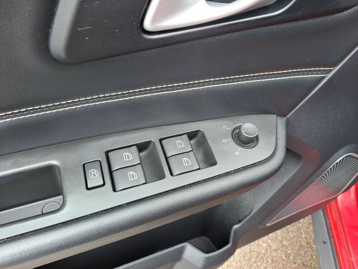 Купить FAW Besturn X40, 2021, 43 714 км, фото №19