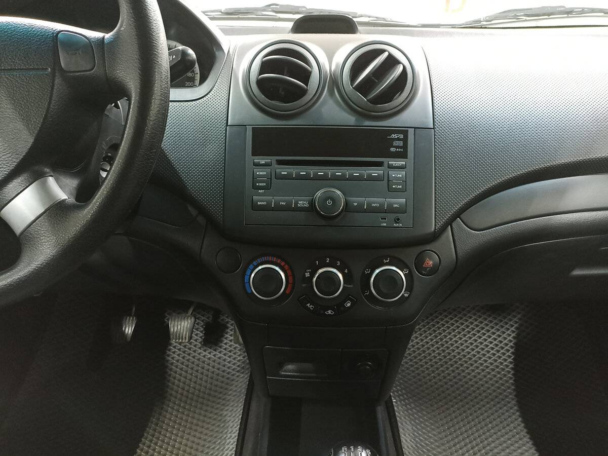 Купить Chevrolet Aveo, 2011, 133 002 км, фото №15