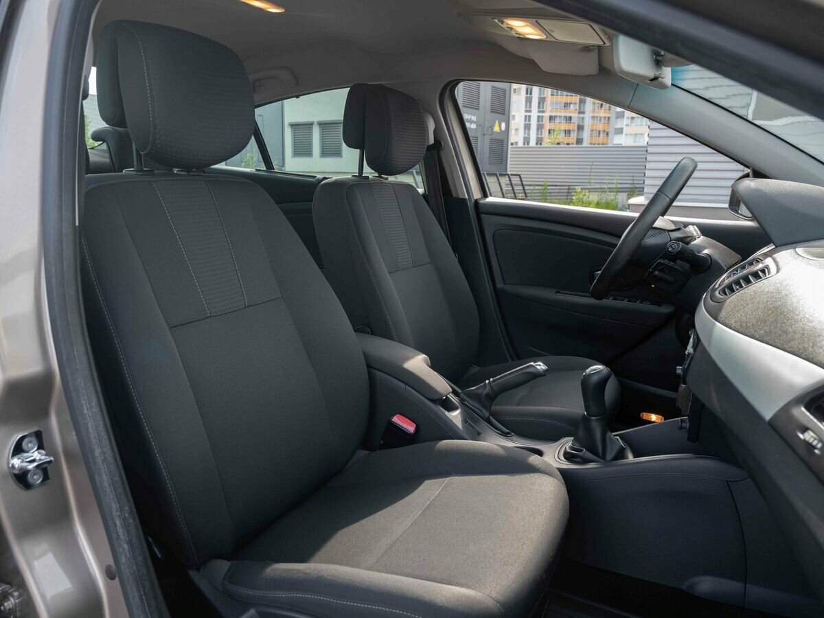 Купить Renault Fluence, 2010, 232 262 км, фото №12