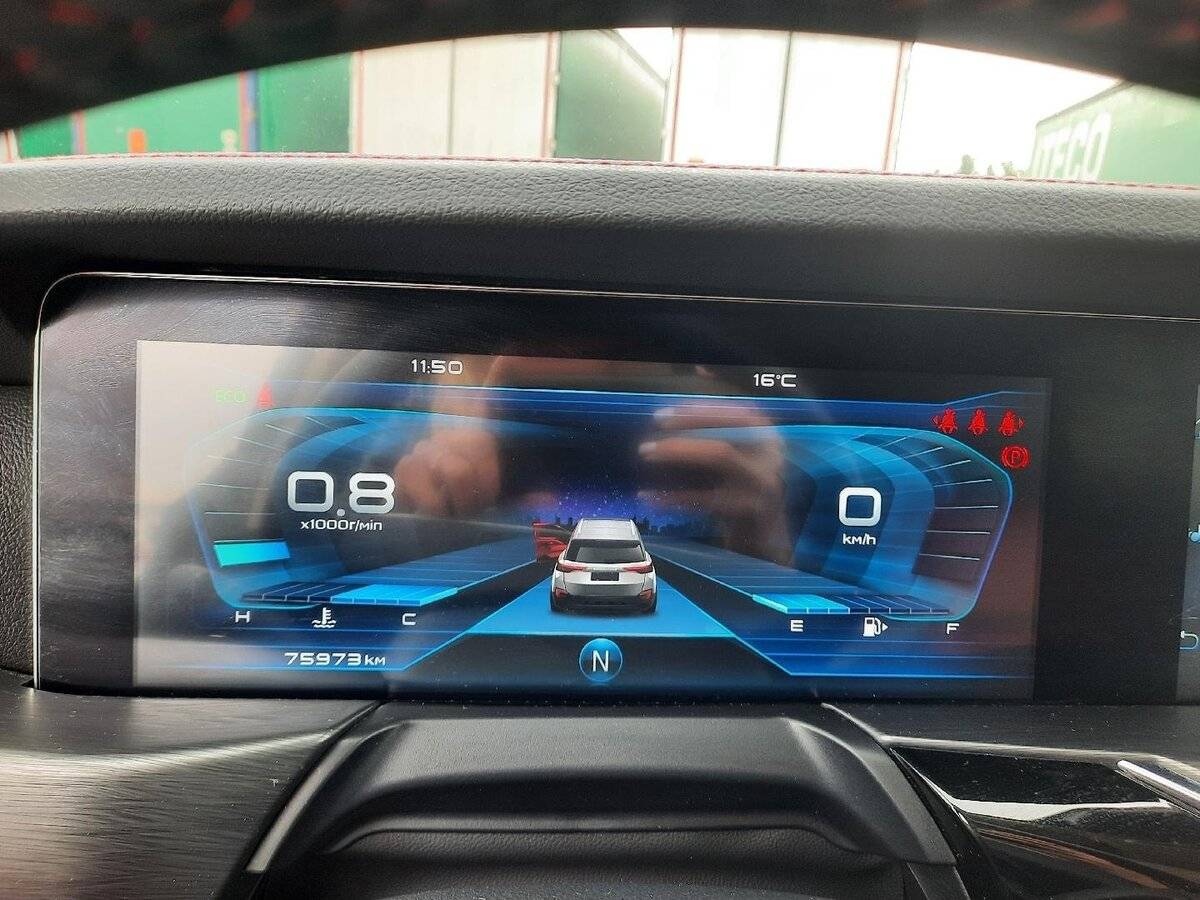 Купить FAW Bestune T77, 2022, 75 973 км, фото №9