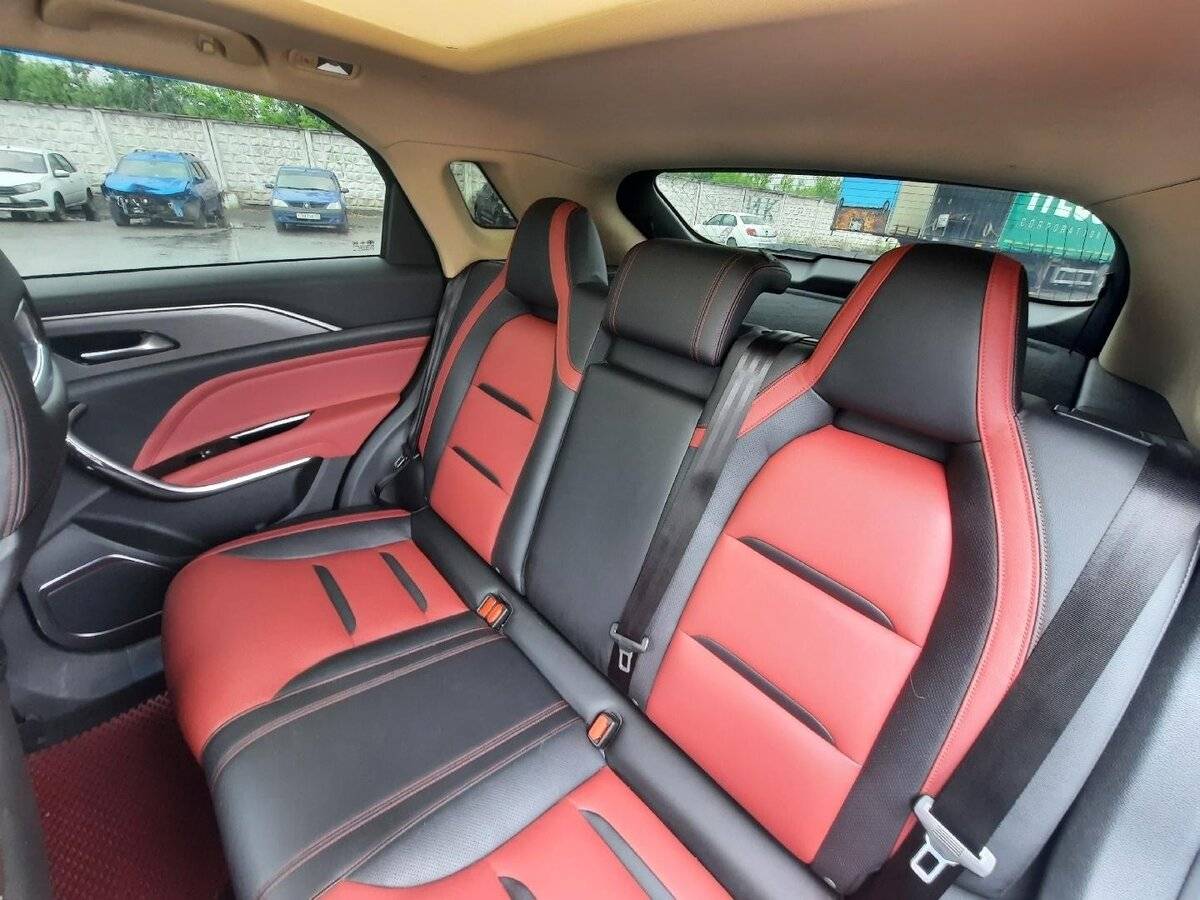 Купить FAW Bestune T77, 2022, 75 973 км, фото №17