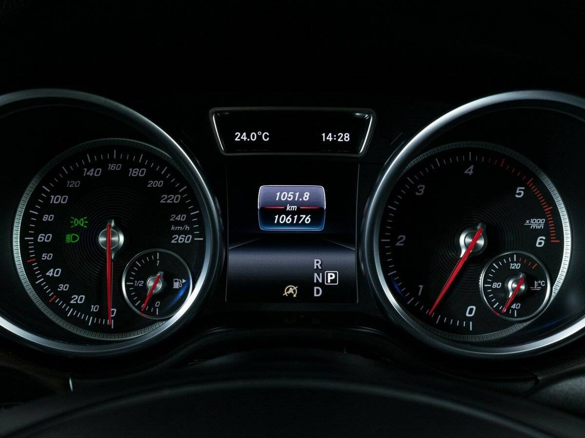 Купить Mercedes-Benz GLS 350 d, 2016, 106 408 км, фото №17