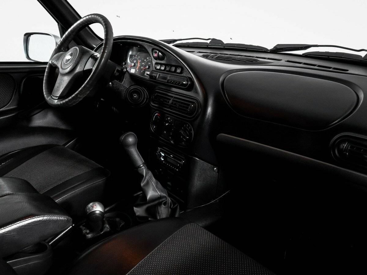 Купить Chevrolet Niva, 2010, 86 873 км, фото №9