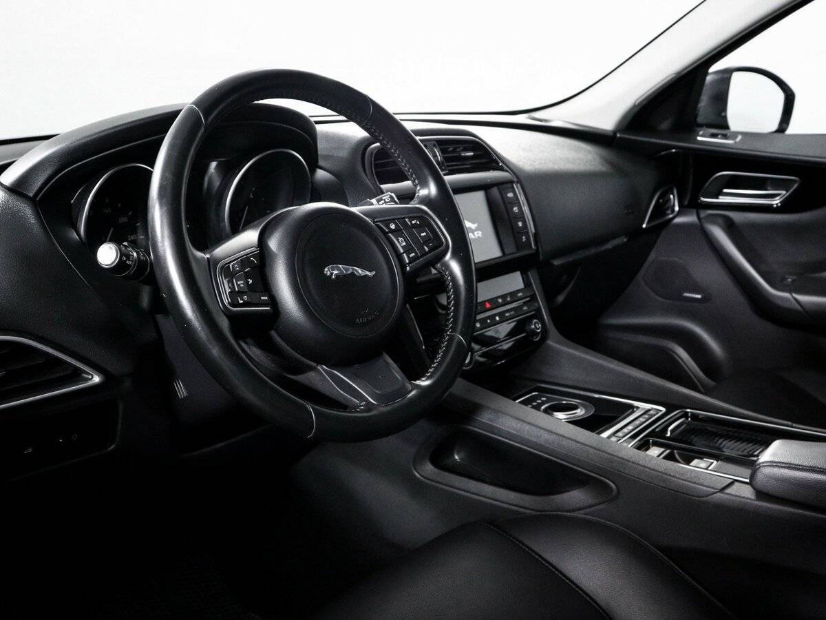 Купить Jaguar F-Pace, 2016, 93 866 км, фото №10
