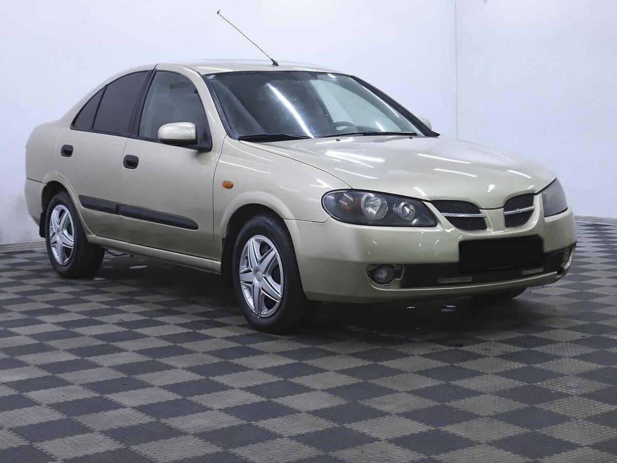 Nissan Almera