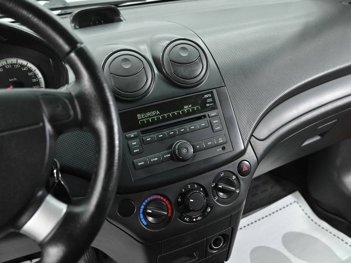 Купить Chevrolet Aveo, 2010, 172 000 км, фото №9