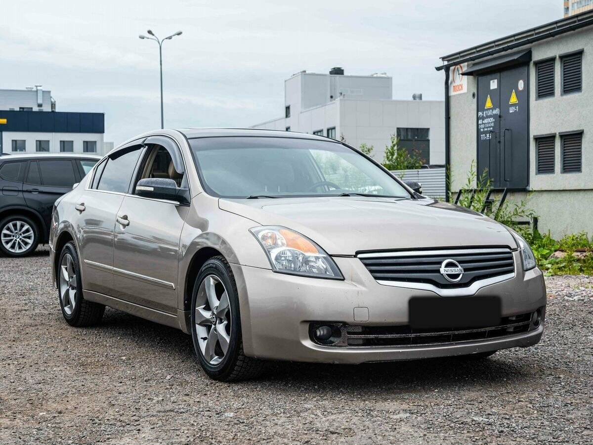 Nissan Altima
