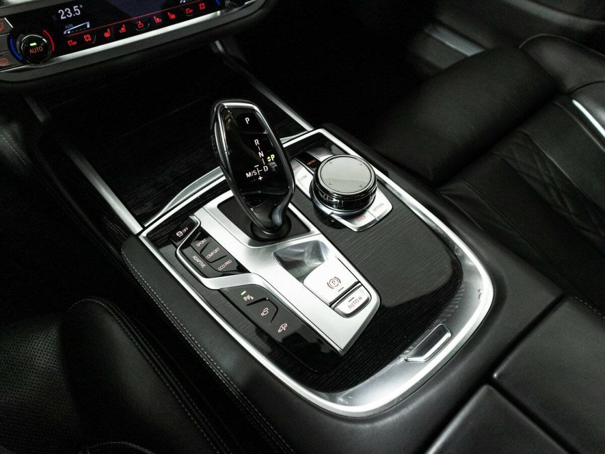 Купить BMW 7 серии Long 730Ld xDrive, 2016, 255 197 км, фото №23