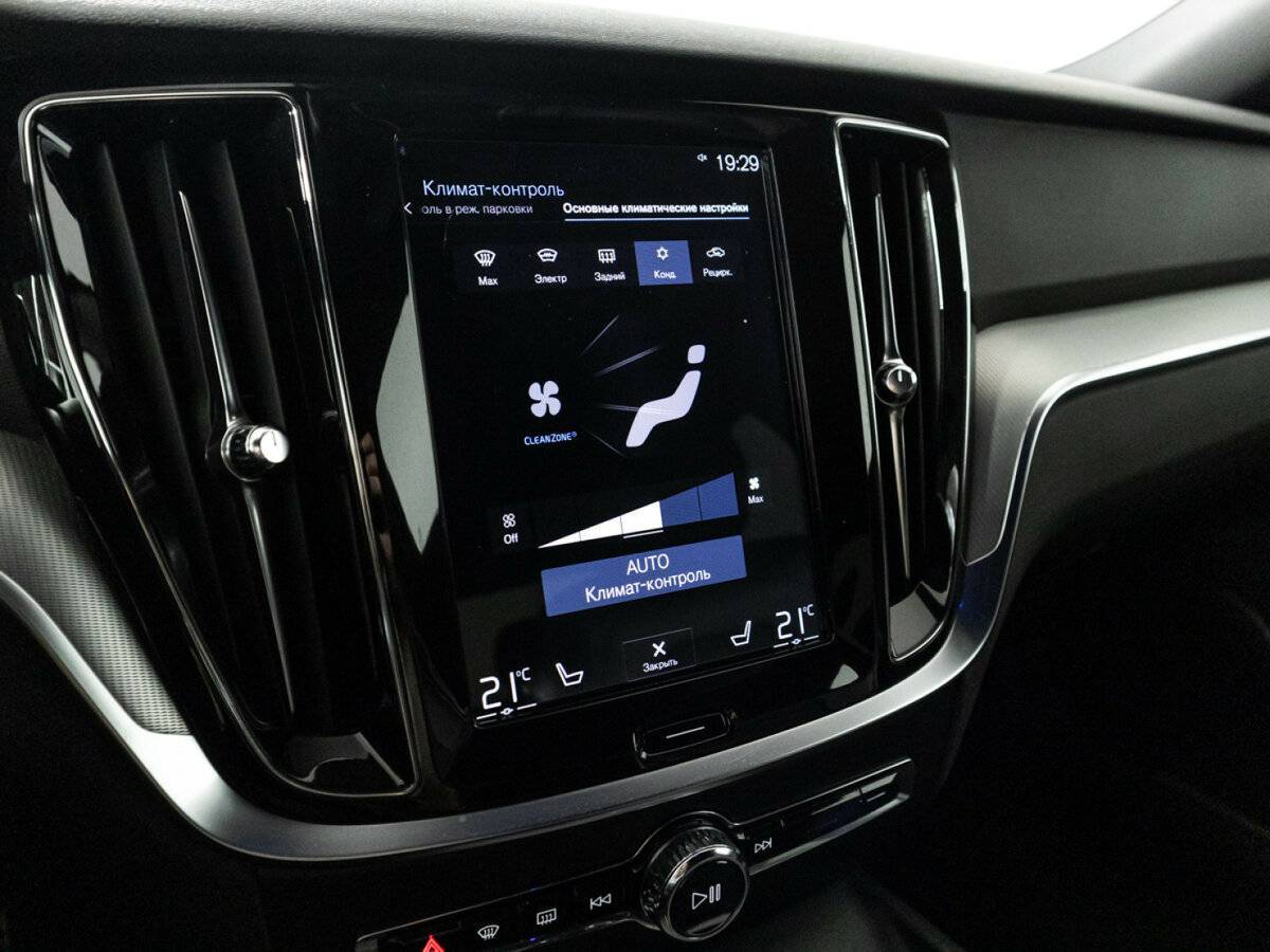 Купить Volvo S60, 2019, 28 984 км, фото №19