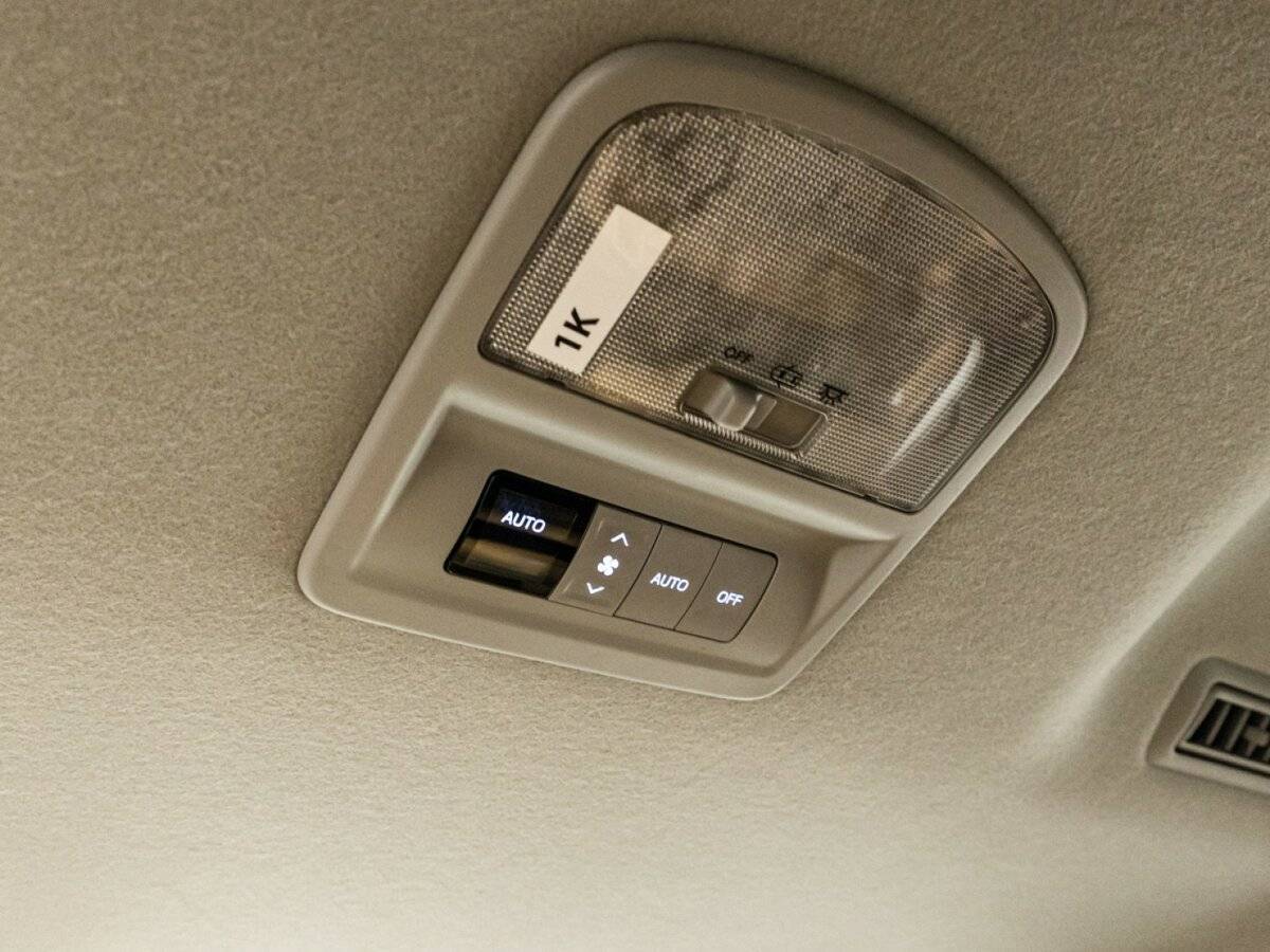 Купить Toyota Fortuner, 2019, 113 061 км, фото №18