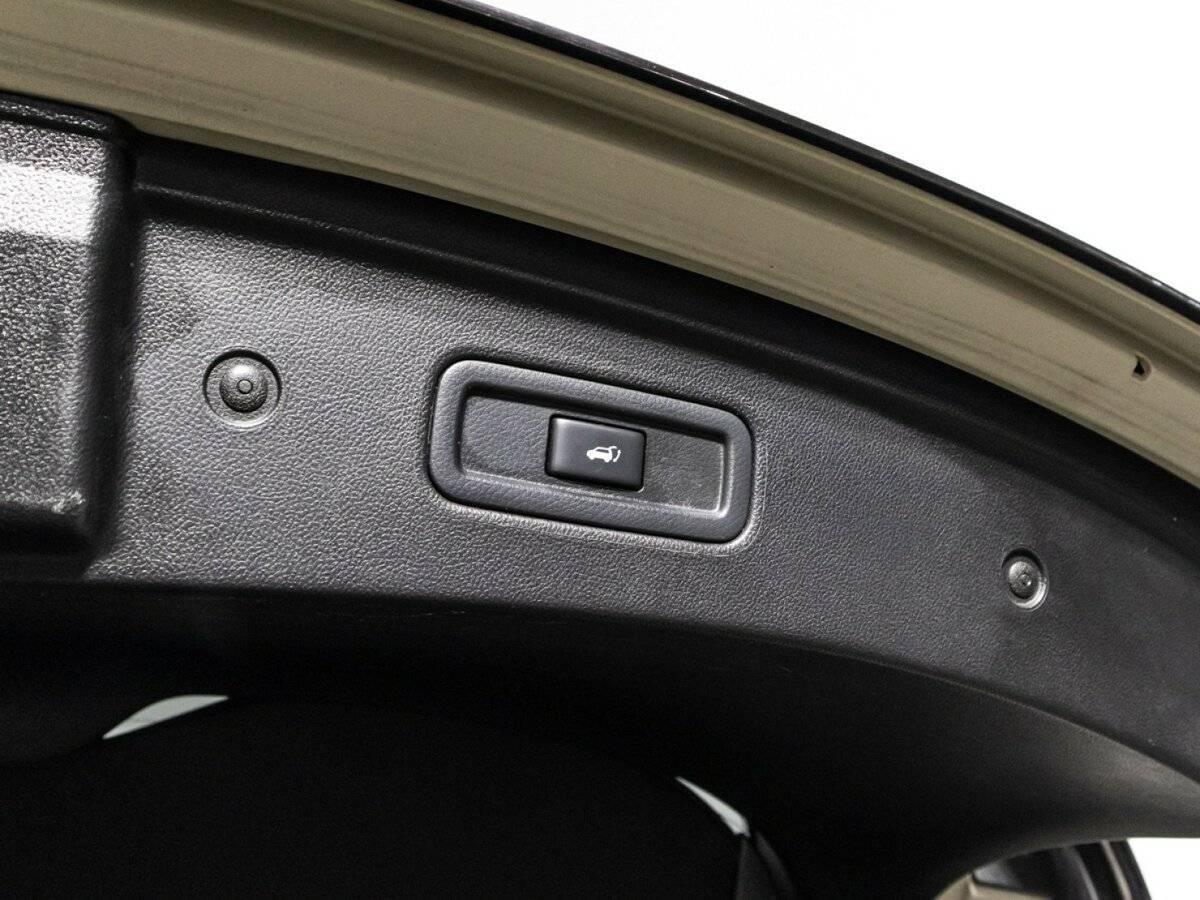 Купить Infiniti QX70, 2014, 228 421 км, фото №16