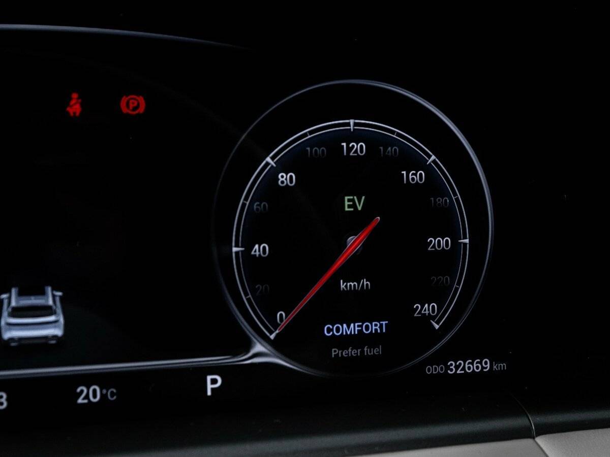 Купить Voyah Free, 2023, 32 669 км, фото №9