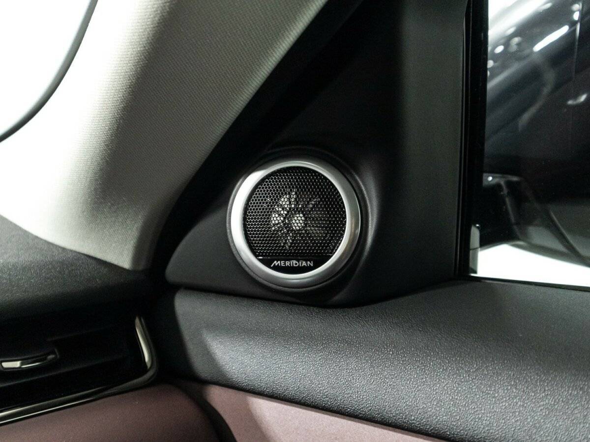 Купить Land Rover Range Rover Evoque P250 MHEV Long, 2024, 7 958 км, фото №25