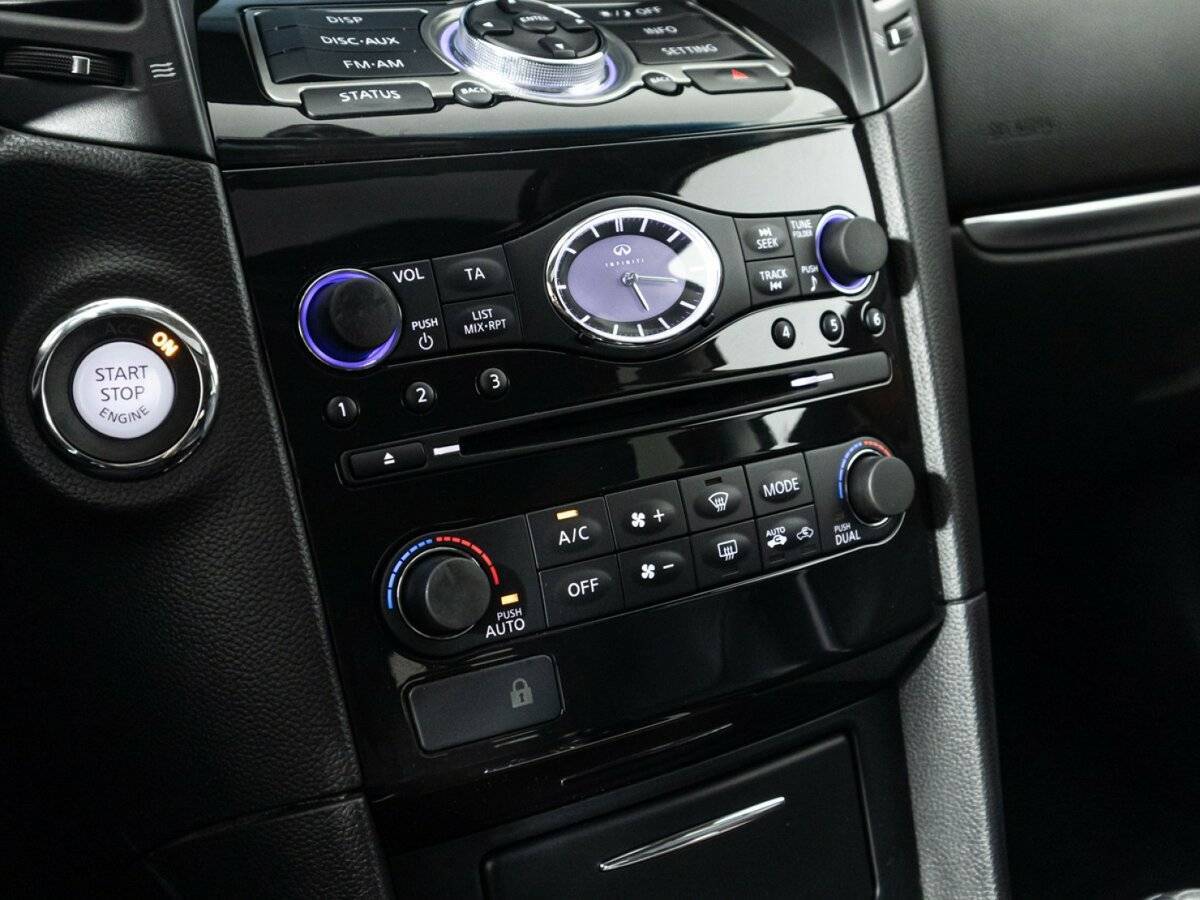 Купить Infiniti QX70, 2016, 107 557 км, фото №22