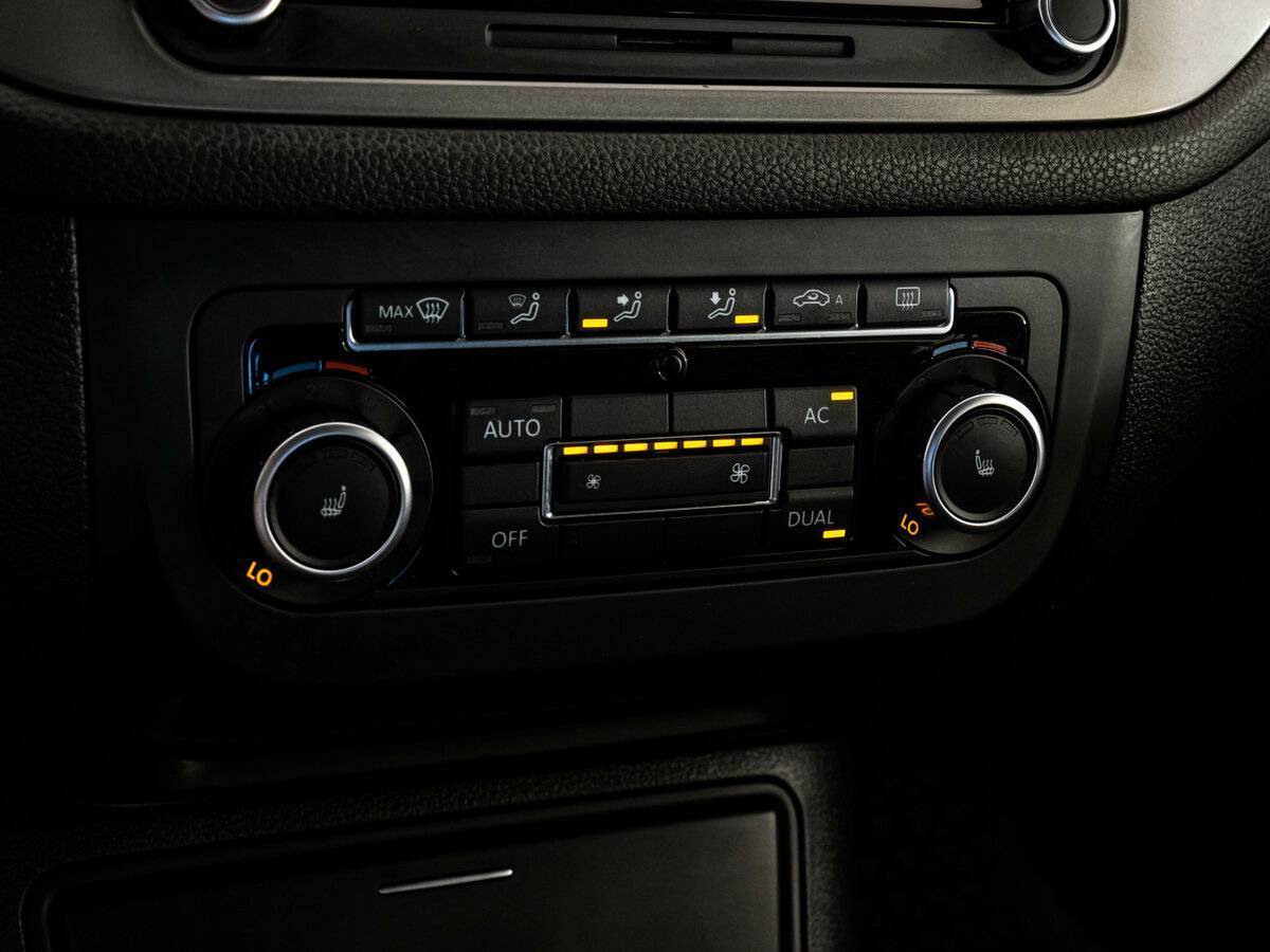 Купить Volkswagen Tiguan, 2010, 309 371 км, фото №15