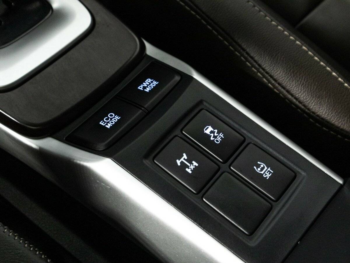 Купить Toyota Fortuner, 2017, 72 296 км, фото №20