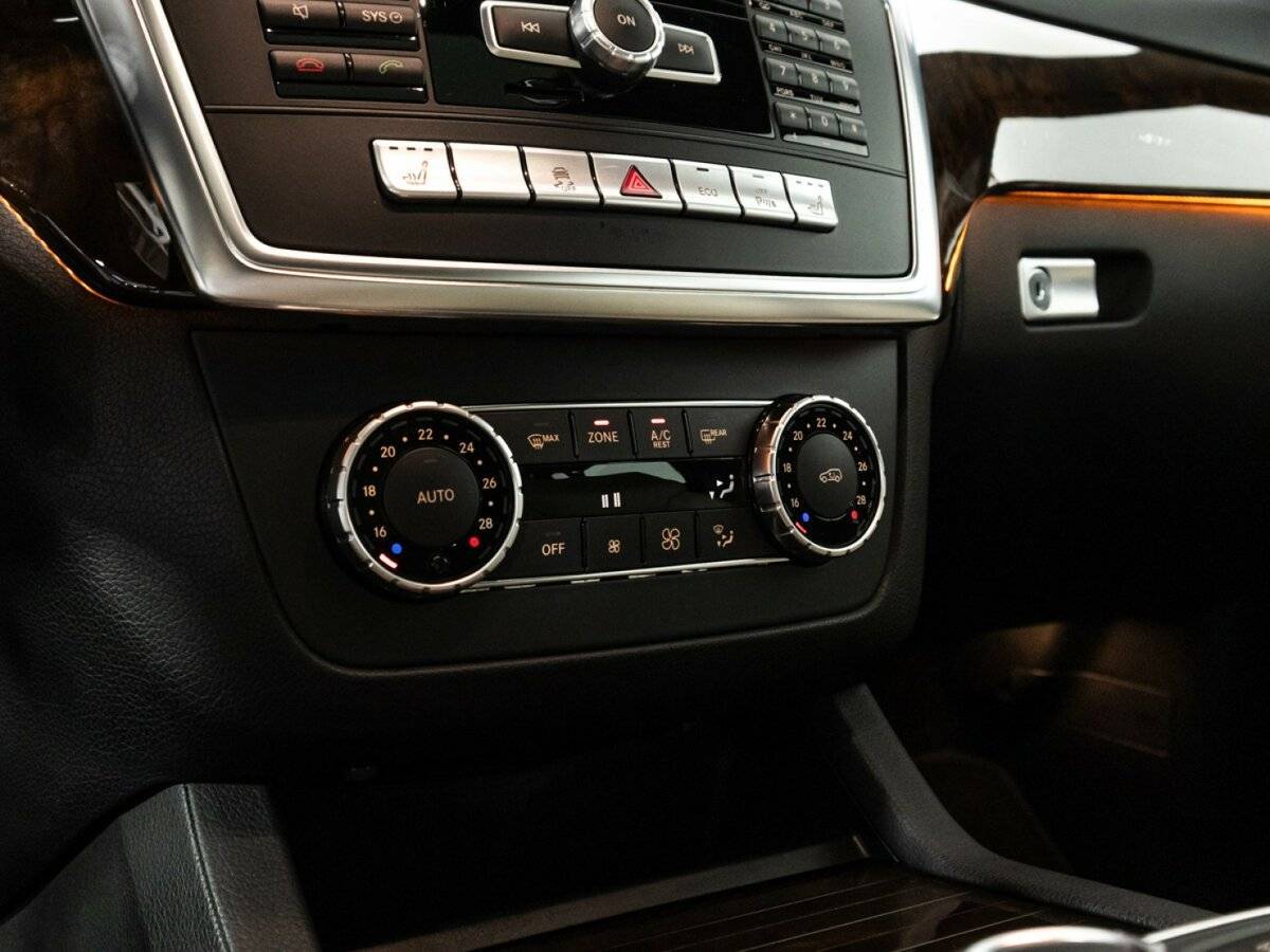 Купить Mercedes-Benz GL-Класс 400, 2014, 86 746 км, фото №25