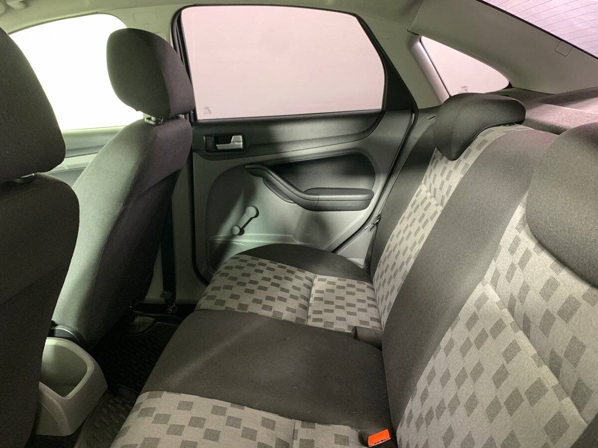 Купить Ford Focus, 2009, 401 300 км, фото №15