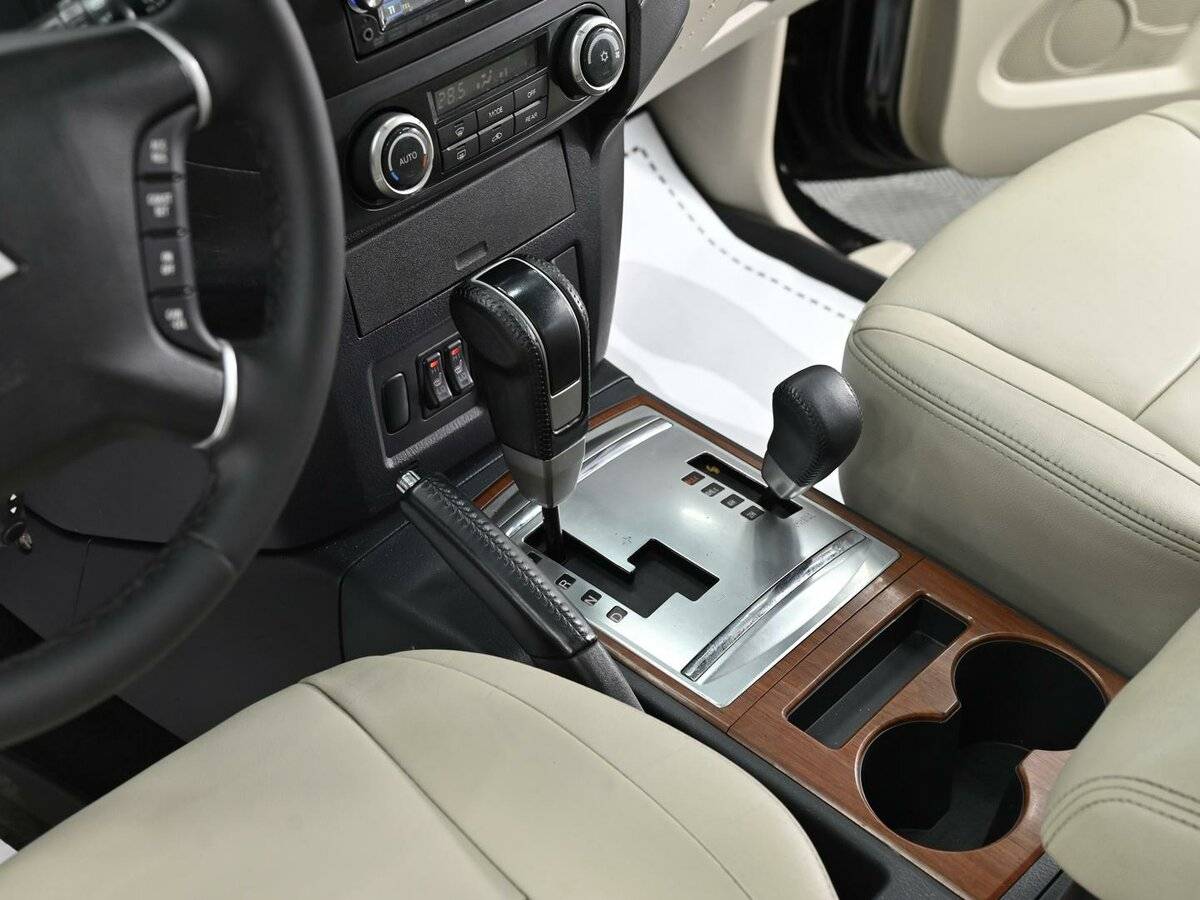 Купить Mitsubishi Pajero, 2008, 189 000 км, фото №10