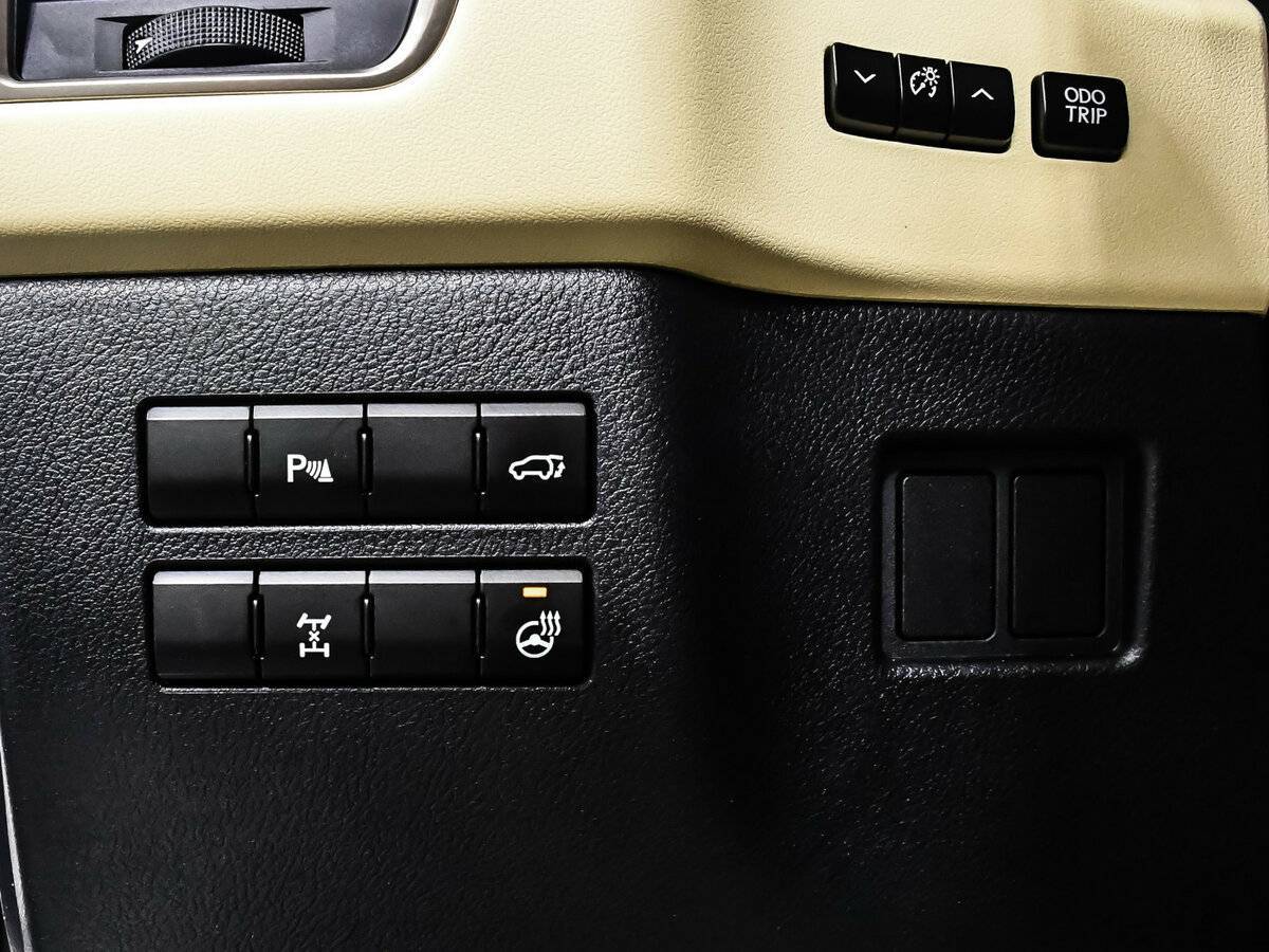 Купить Lexus NX 200t, 2015, 70 796 км, фото №16