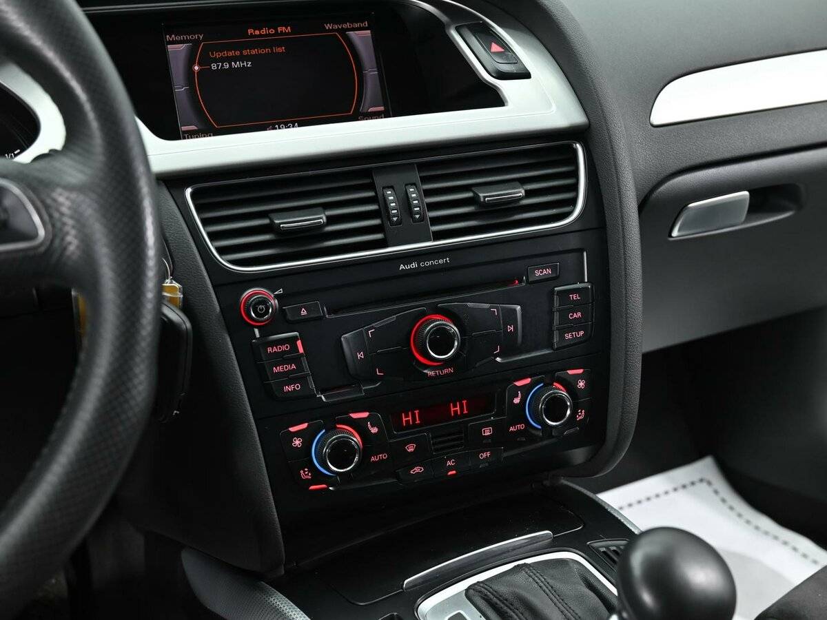 Купить Audi A4, 2010, 165 000 км, фото №10