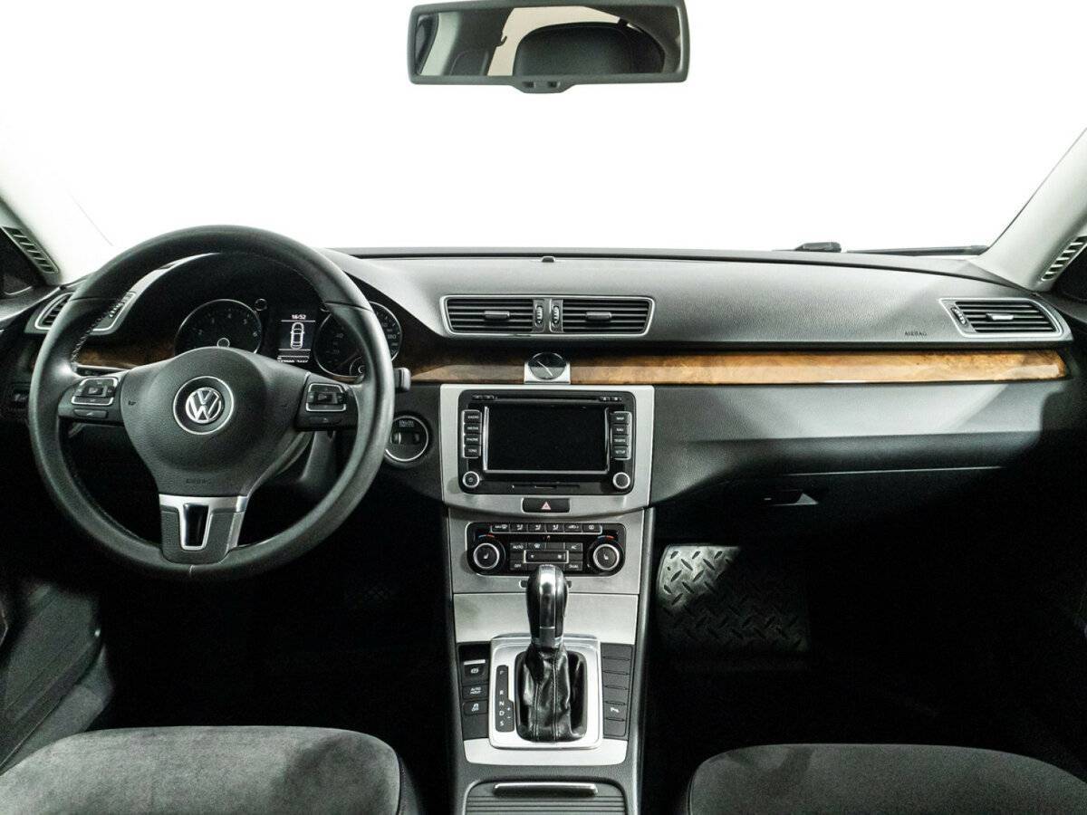 Купить Volkswagen Passat, 2011, 277 907 км, фото №14