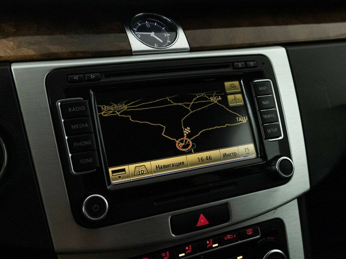 Купить Volkswagen Passat, 2011, 277 907 км, фото №18