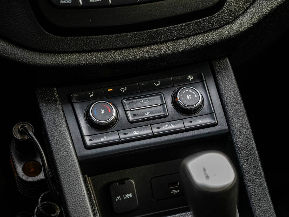 Купить FAW Besturn X40 I, 2020, 39 327 км, фото №18