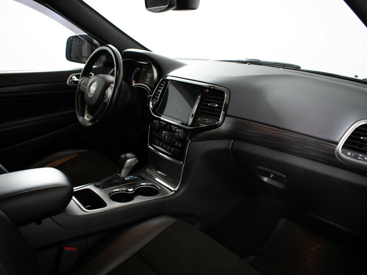 Купить Jeep Grand Cherokee IV (WK2) Рестайлинг, 2019, 39 284 км, фото №9