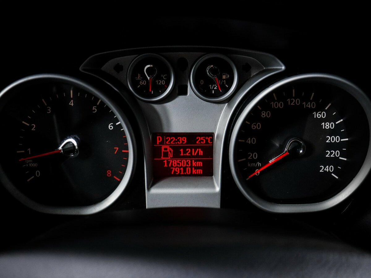 Купить Ford Focus II Рестайлинг, 2010, 178 500 км, фото №8