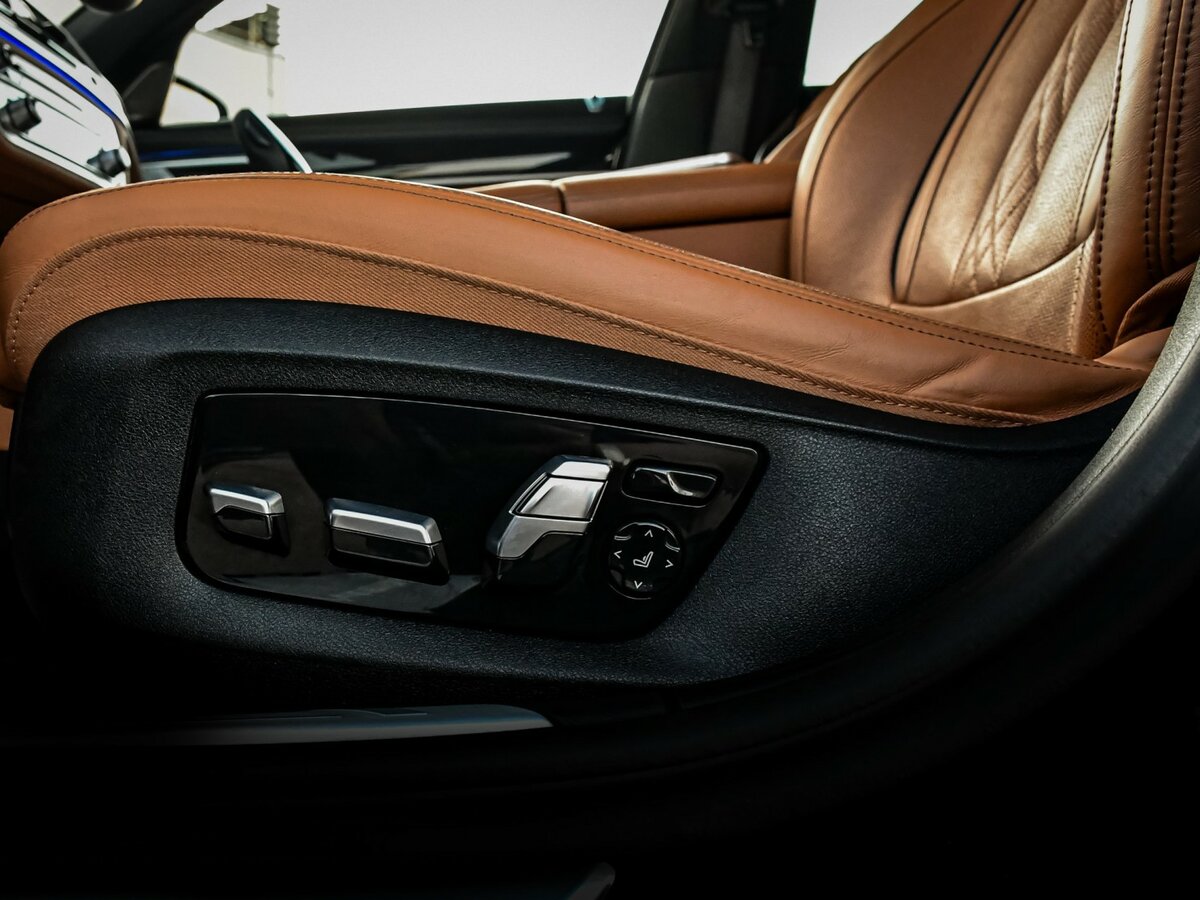 Купить BMW 7 серии 750d xDrive VI (G11/G12) Рестайлинг, 2019, 103 000 км, фото №18