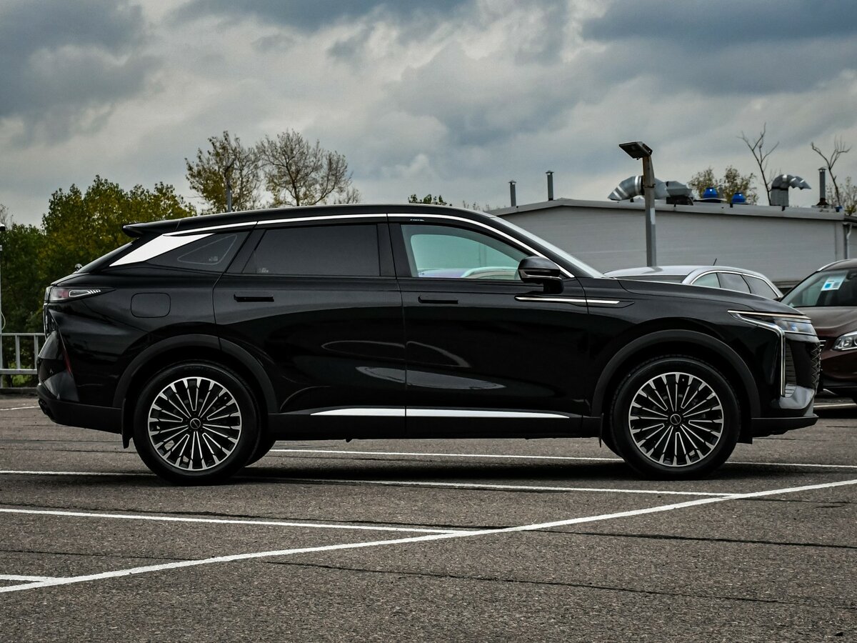 Купить Exeed RX, 2023, 31 329 км, фото №4