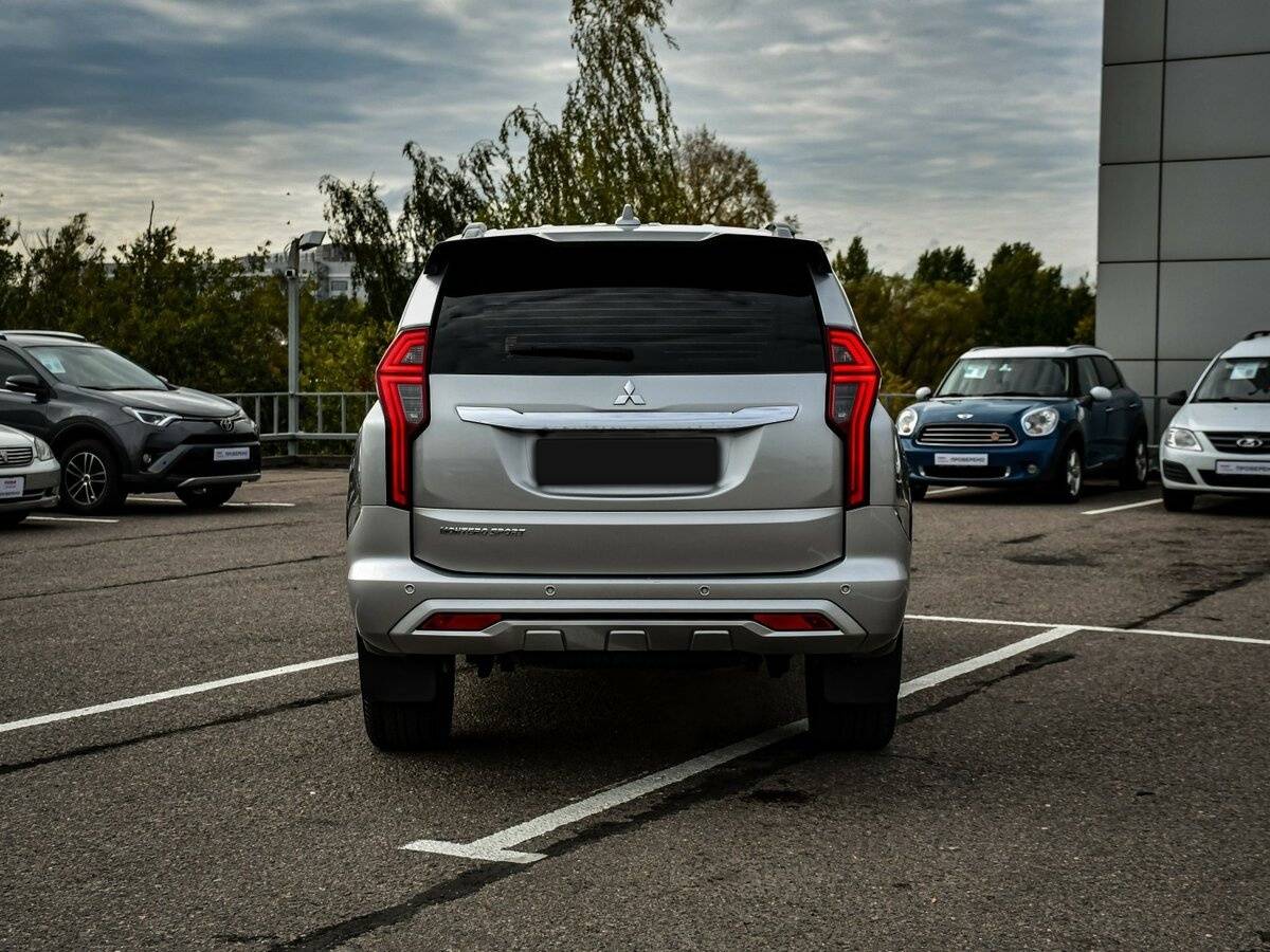 Купить Mitsubishi Montero Sport III Рестайлинг, 2022, 105 360 км, фото №6