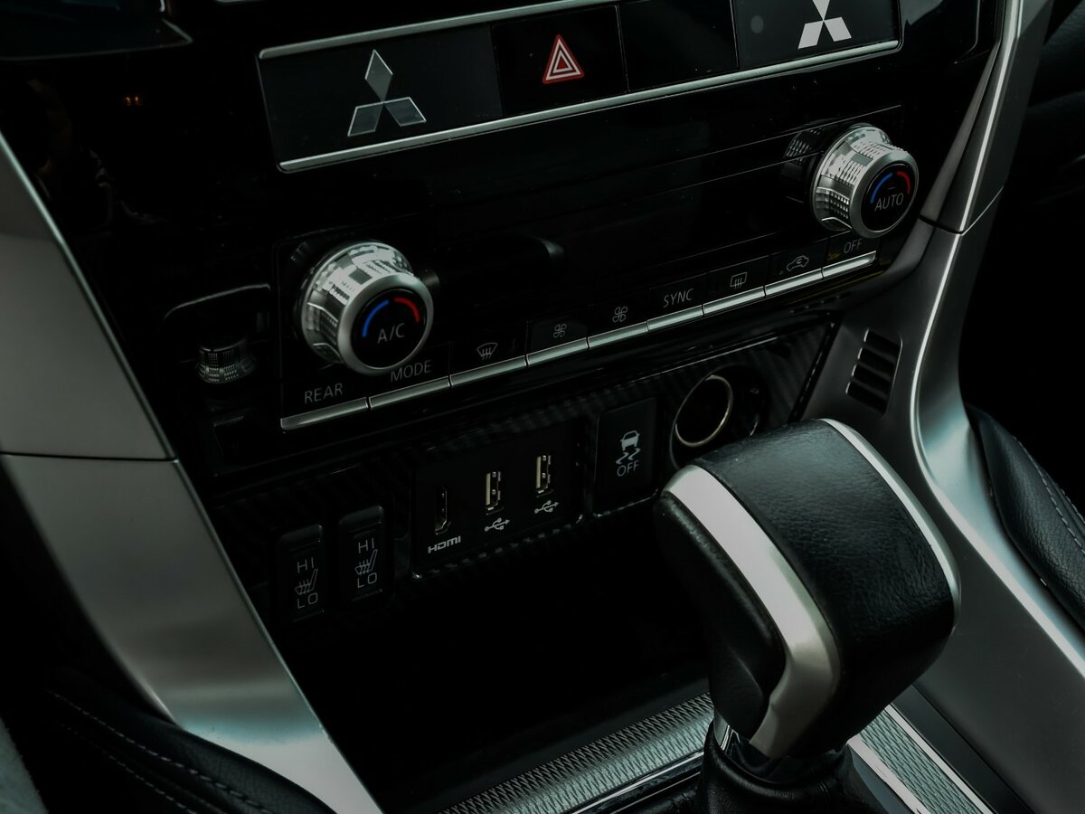 Купить Mitsubishi Montero Sport III Рестайлинг, 2022, 105 360 км, фото №17