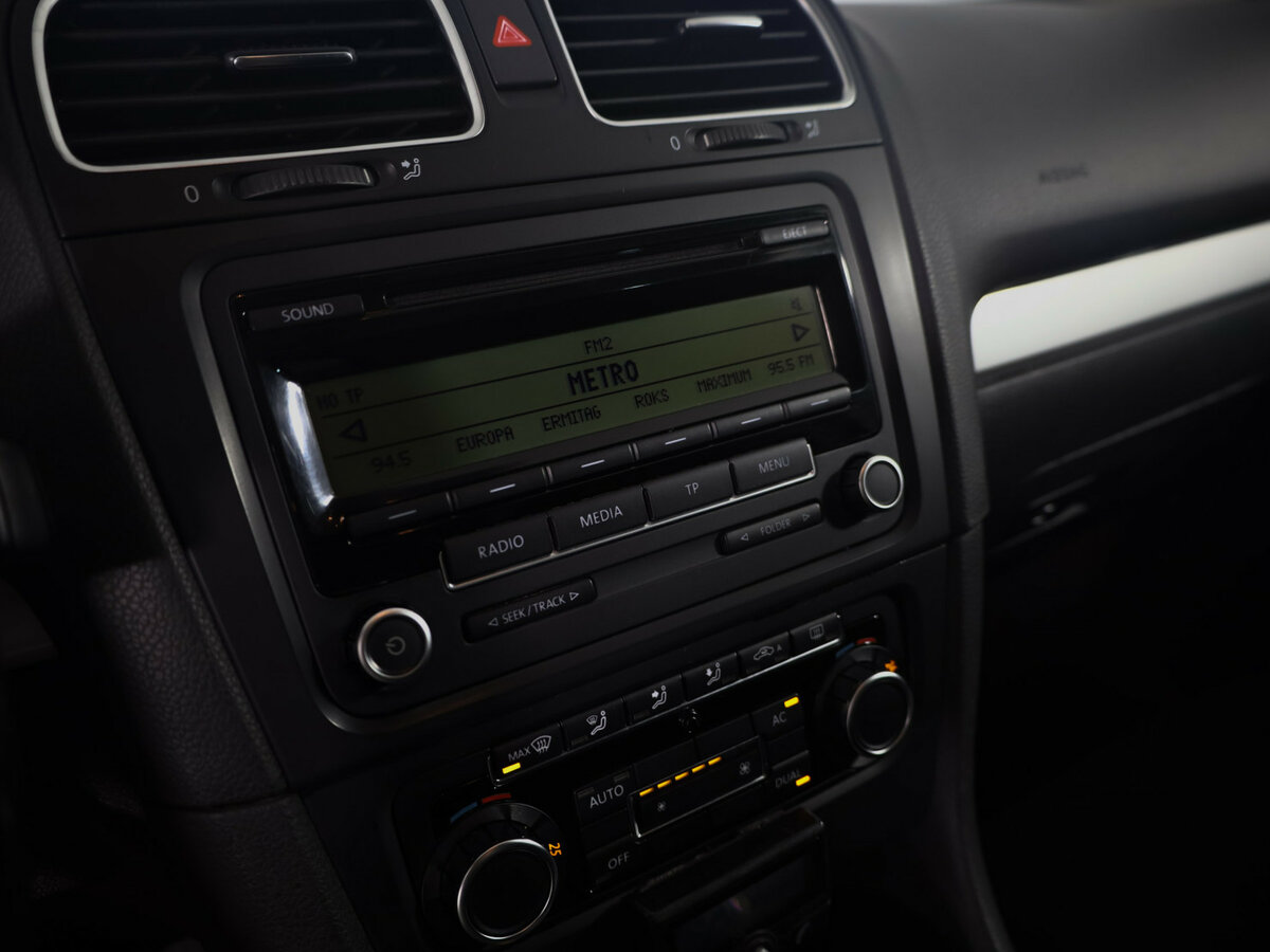 Купить Volkswagen Golf VI, 2009, 293 892 км, фото №14