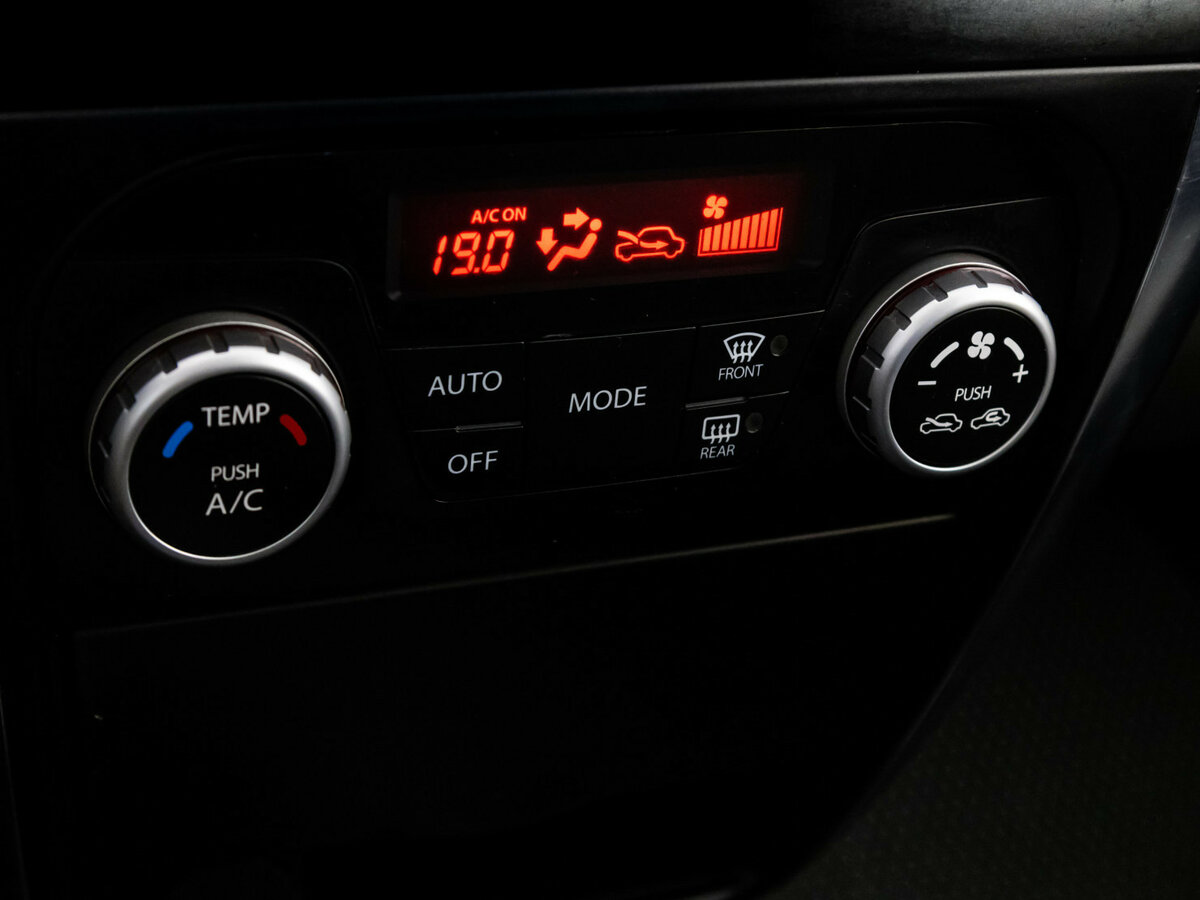 Купить Suzuki SX4 I (Classic) Рестайлинг, 2011, 167 650 км, фото №10