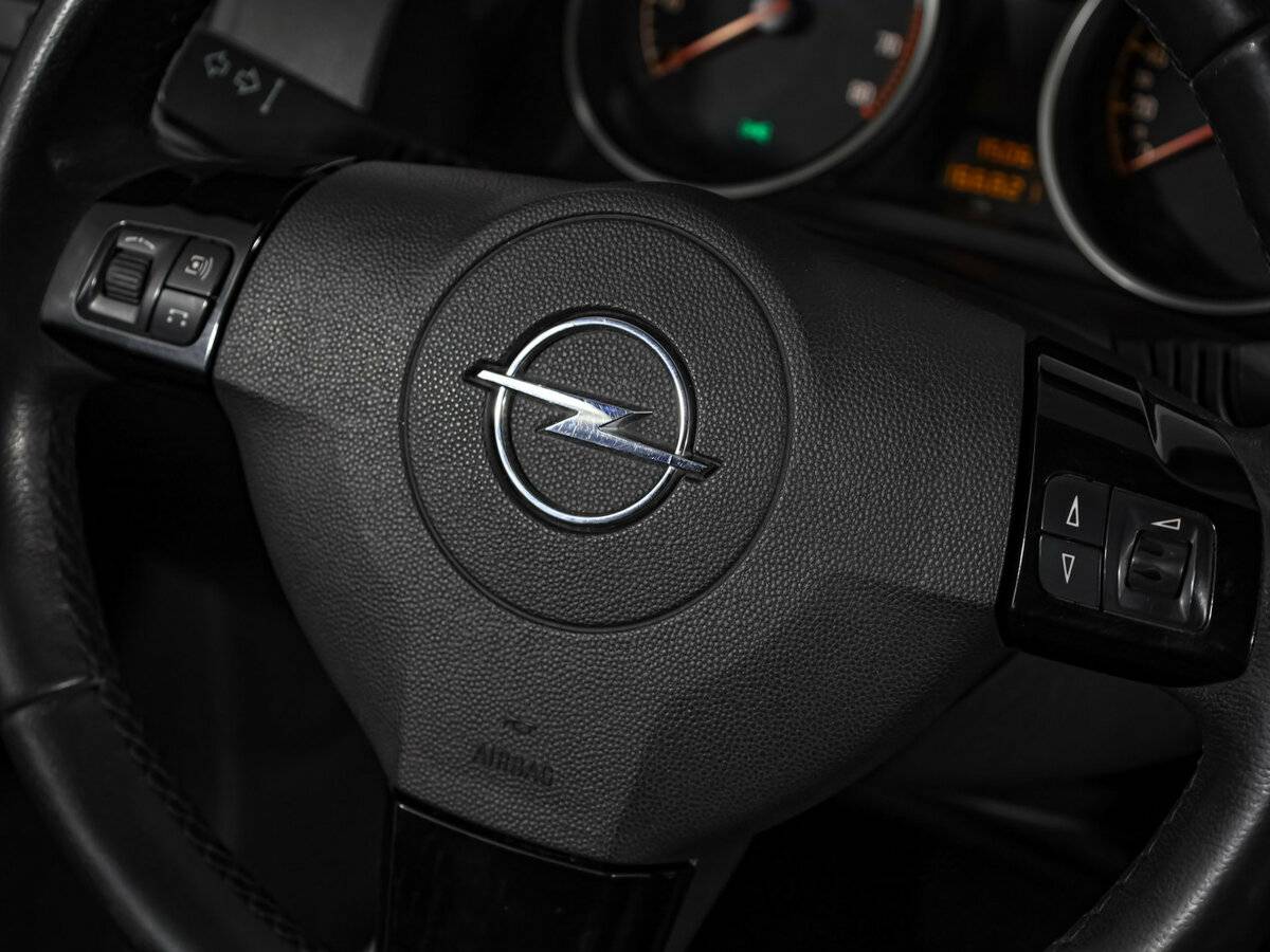 Купить Opel Astra GTC H Рестайлинг, 2008, 166 707 км, фото №10