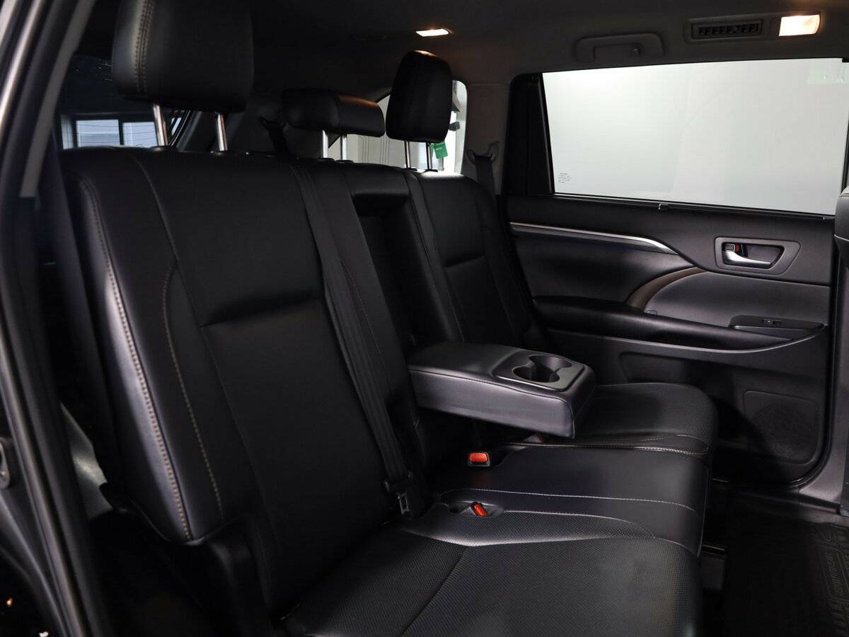 Купить Toyota Highlander III (U50) Рестайлинг, 2019, 79 839 км, фото №12