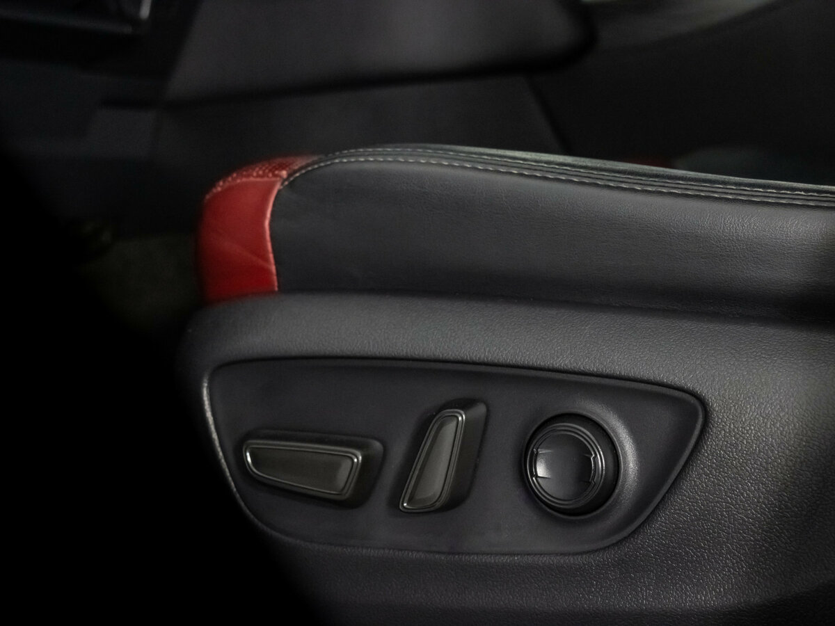 Купить Toyota Land Cruiser 300 Series, 2022, 160 357 км, фото №23