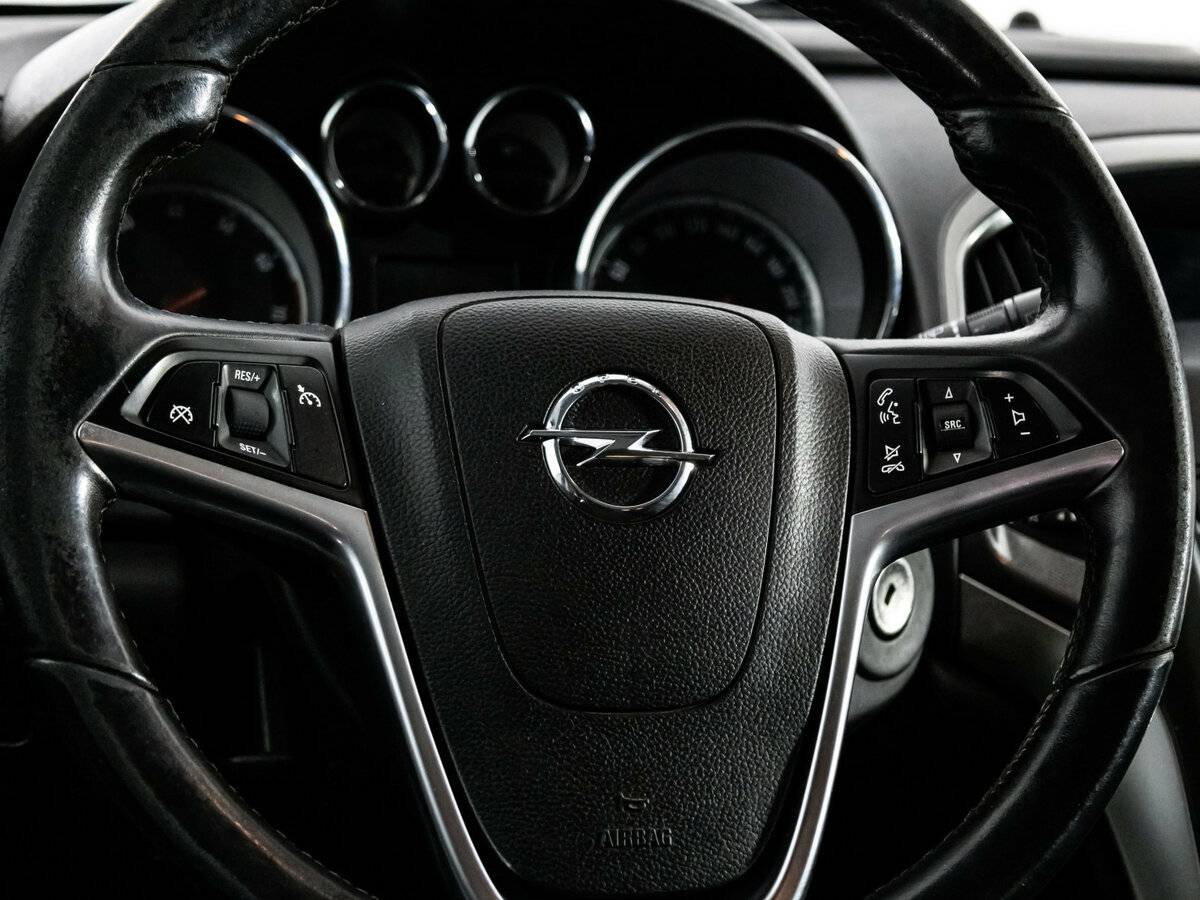 Купить Opel Astra J, 2010, 230 632 км, фото №9