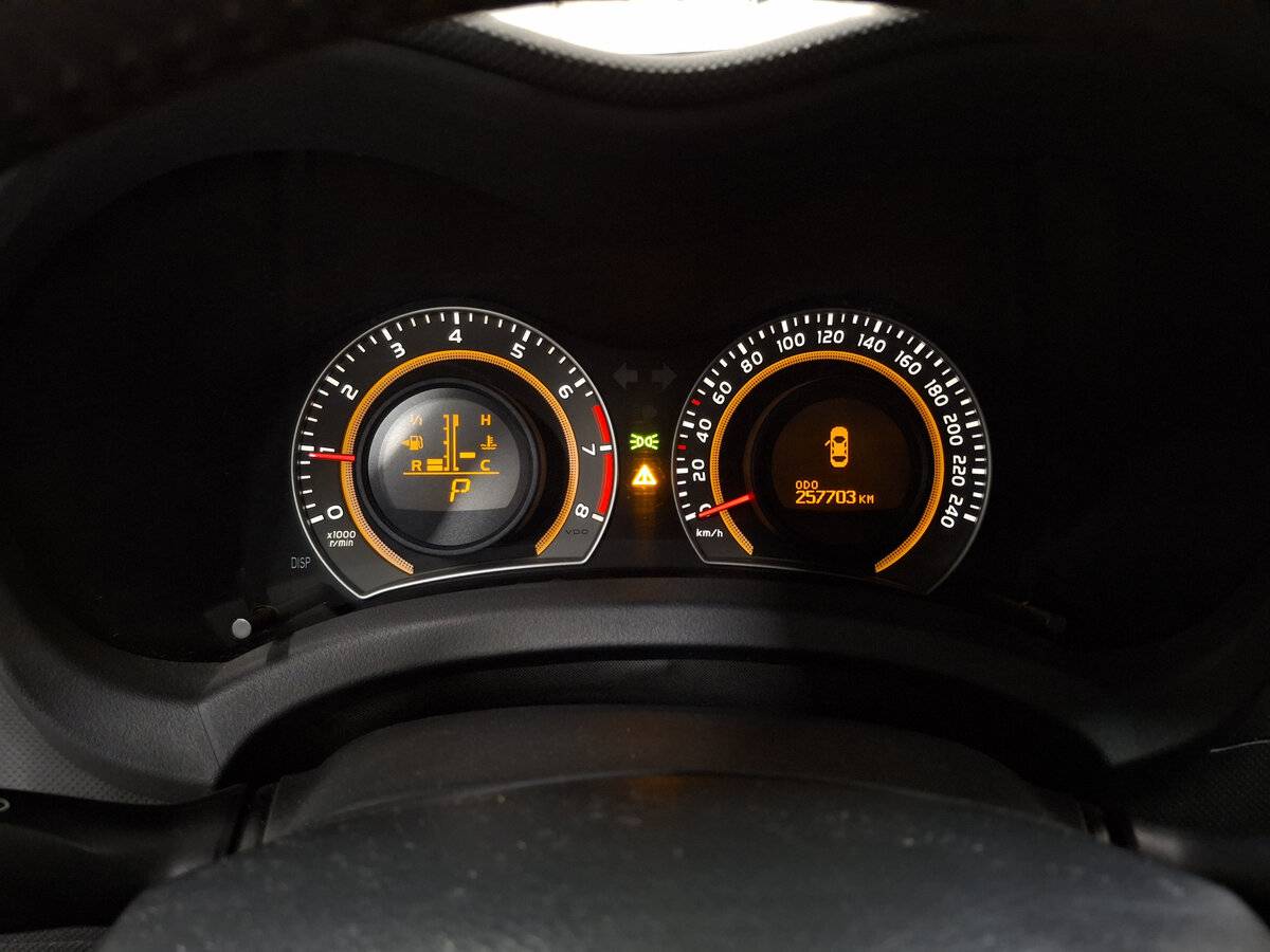 Купить Toyota Auris I Рестайлинг, 2010, 257 704 км, фото №13