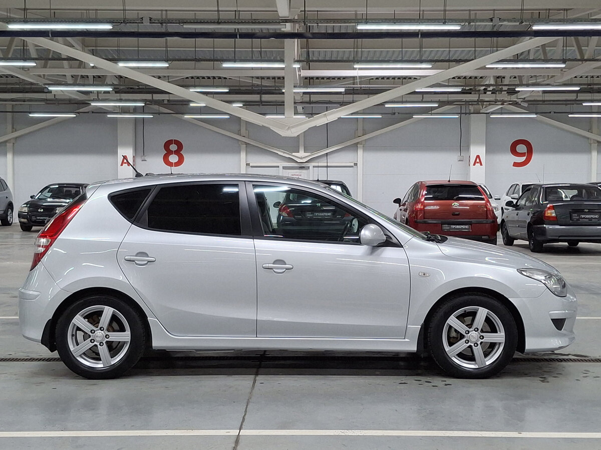 Купить Hyundai i30 I Рестайлинг, 2011, 196 843 км, фото №4