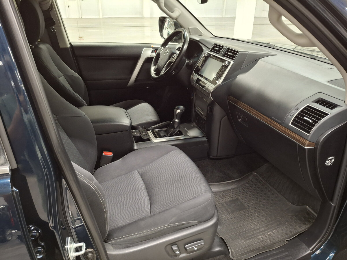Купить Toyota Land Cruiser Prado 150 Series Рестайлинг 2, 2019, 157 754 км, фото №11