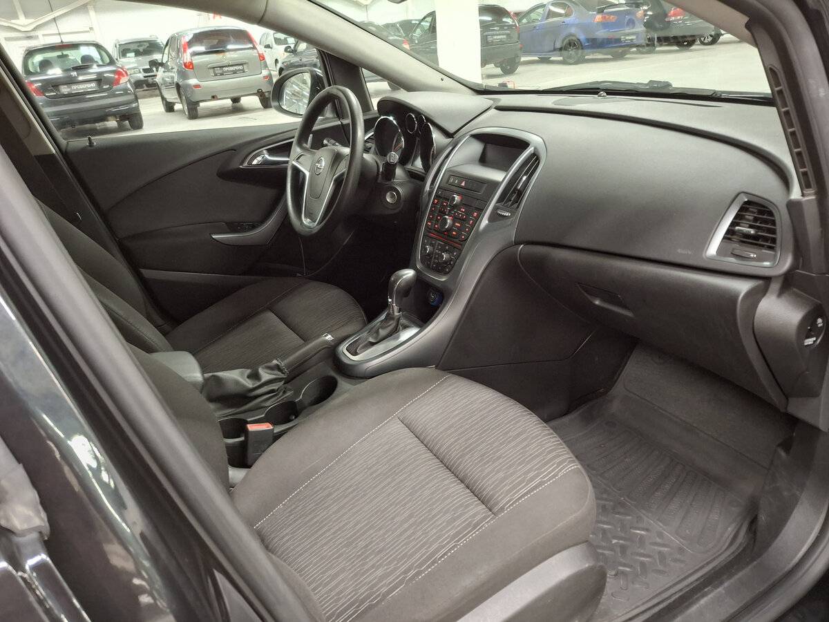 Купить Opel Astra J Рестайлинг, 2013, 173 682 км, фото №11