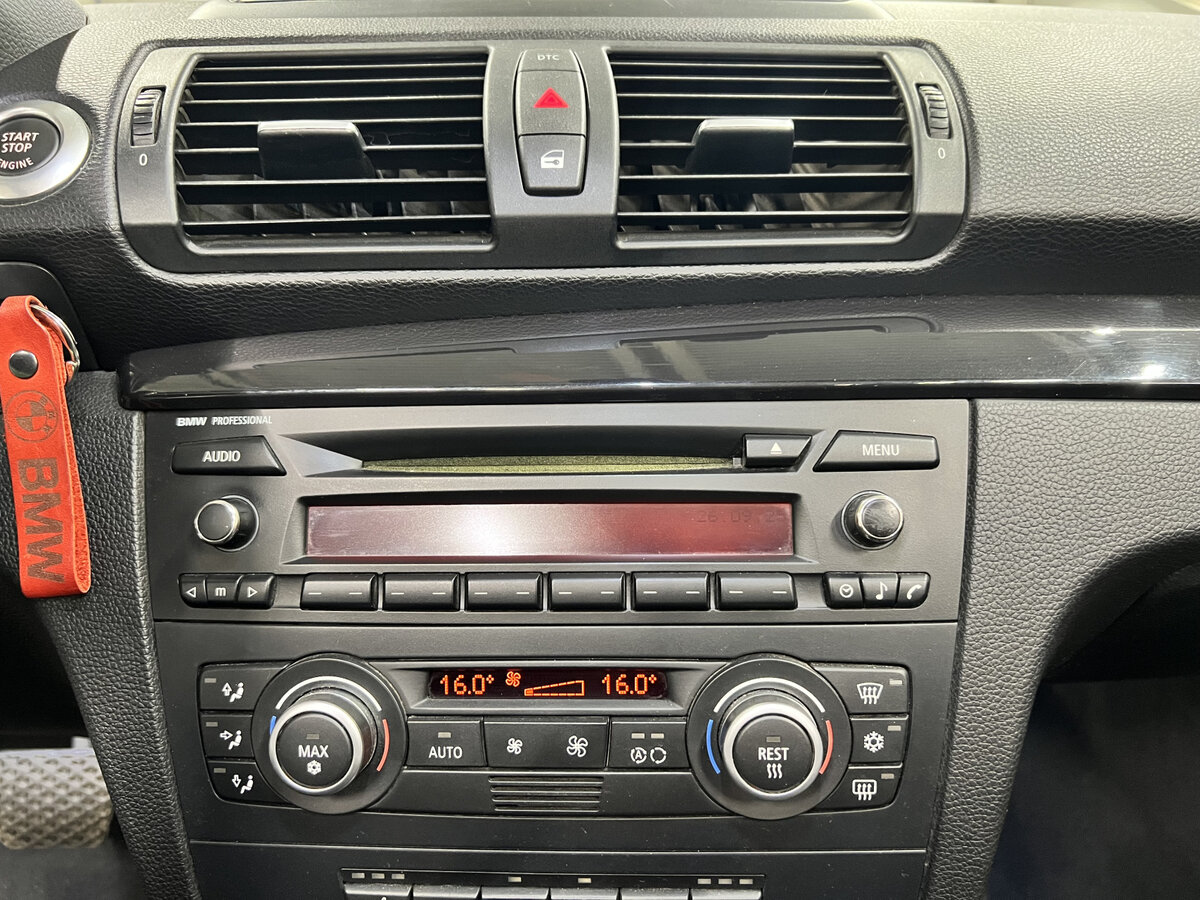 Купить BMW 1 серии 120i I (E81/E82/E87/E88) Рестайлинг, 2008, 75 902 км, фото №14