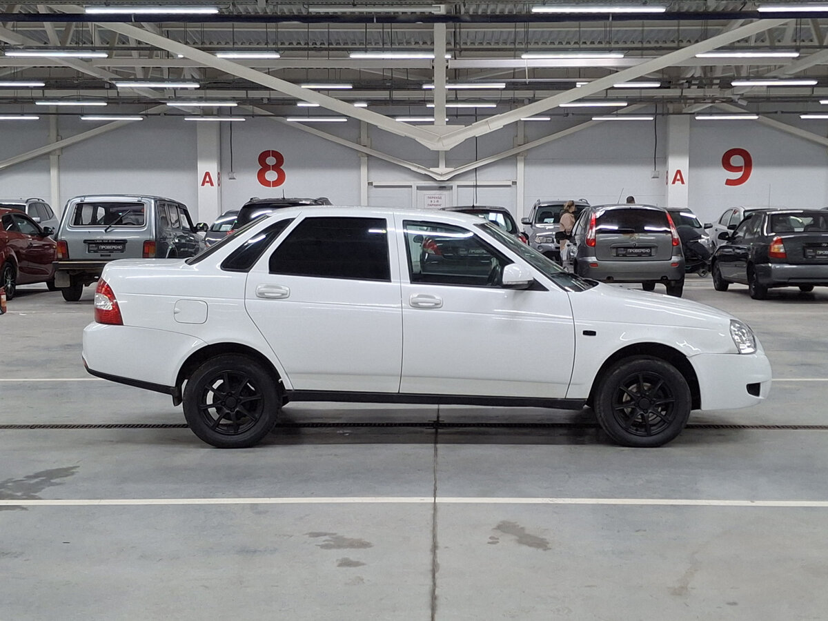 Купить Lada (ВАЗ) Priora I Рестайлинг, 2016, 189 669 км, фото №4