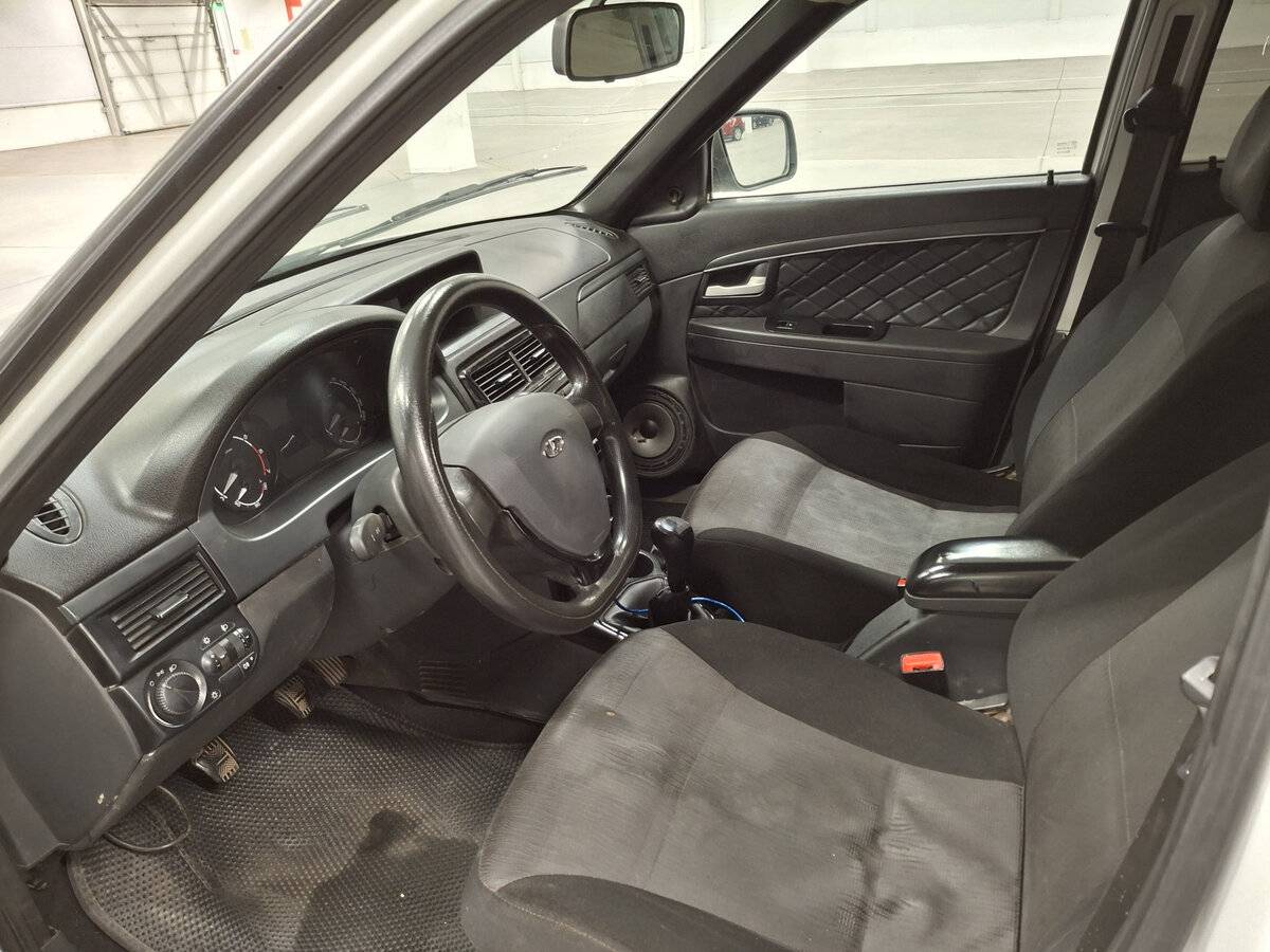 Купить Lada (ВАЗ) Priora I Рестайлинг, 2016, 189 669 км, фото №16